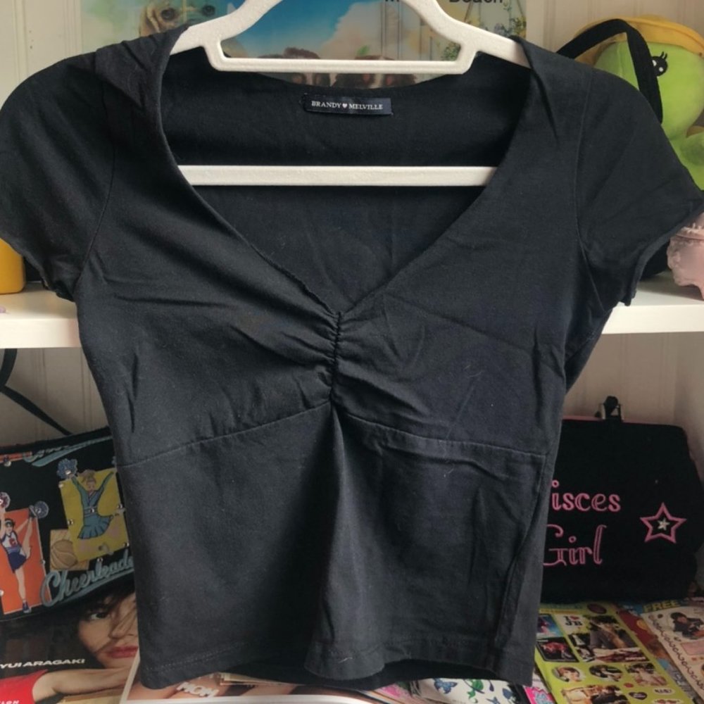 black Brandy Melville t shirt